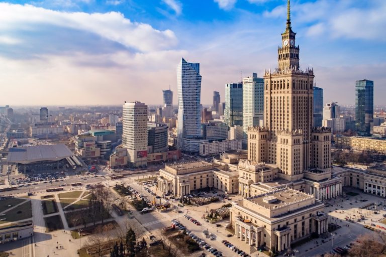 A incrível Varsóvia, um mix de cultura, modernidade e resquícios soviéticos – Polônia 🇵🇱