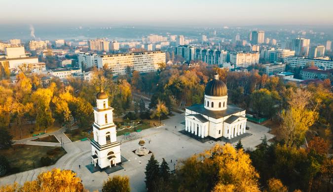 1 🇲🇩 Descubra Chisinau: A Capital da Moldávia e Seus Encantos Culturais e Históricos
